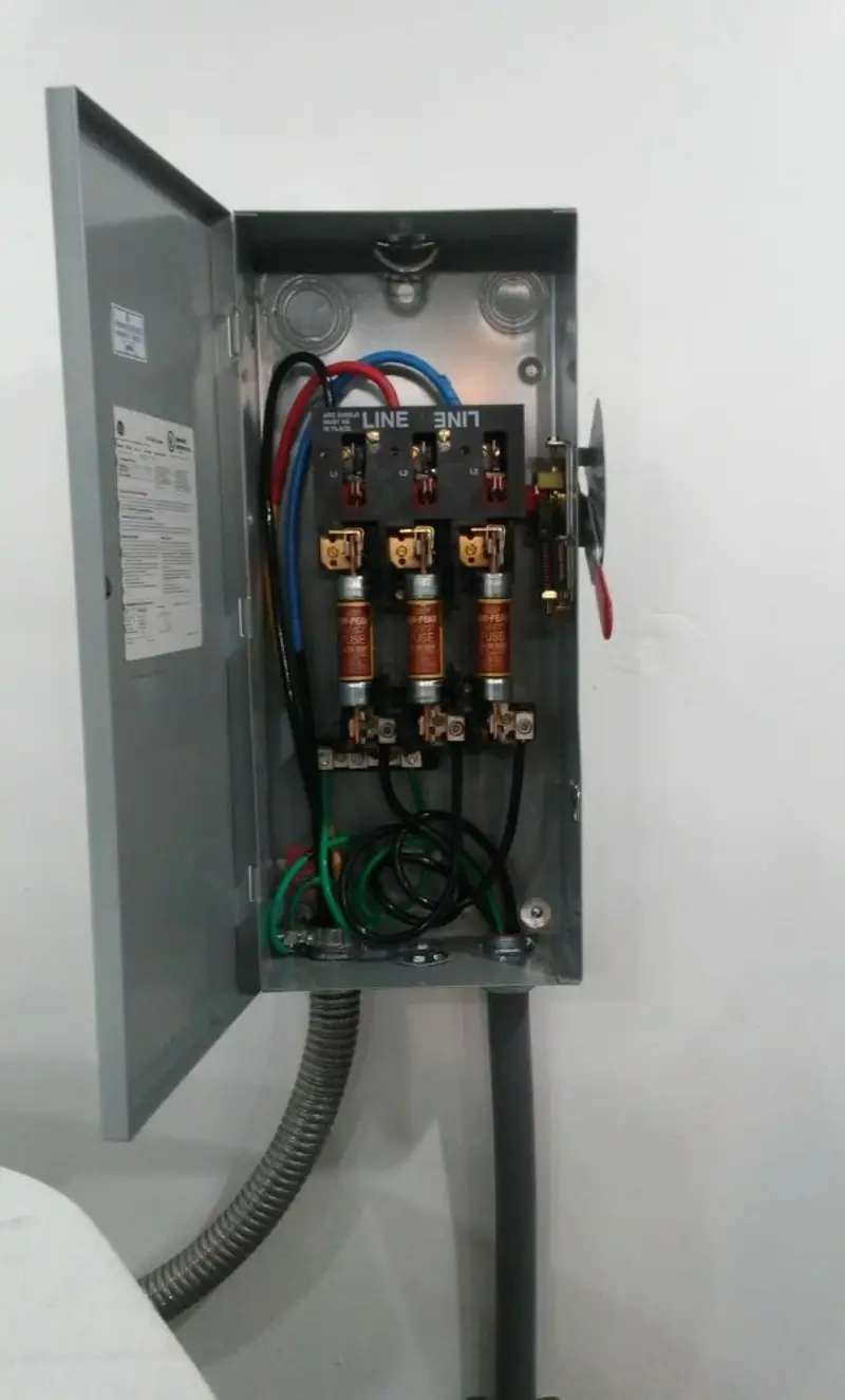 Three-phase disconnect switch installed for Electrical Wiring & Rewiring in Coplay